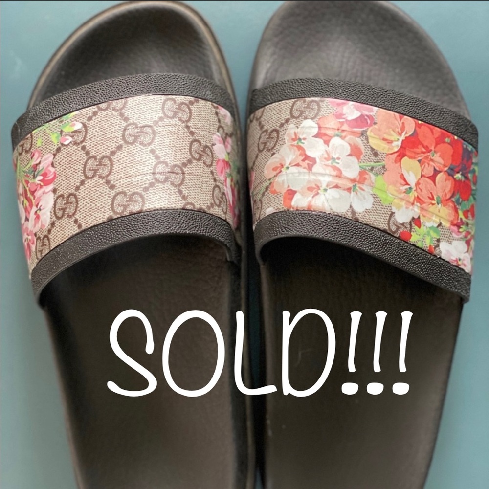 Authentic Gucci Slides 8/9